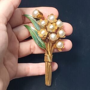 Faux Pearl Floral Bouquet Green Enamel Leaves 3" Vtg Unsigned